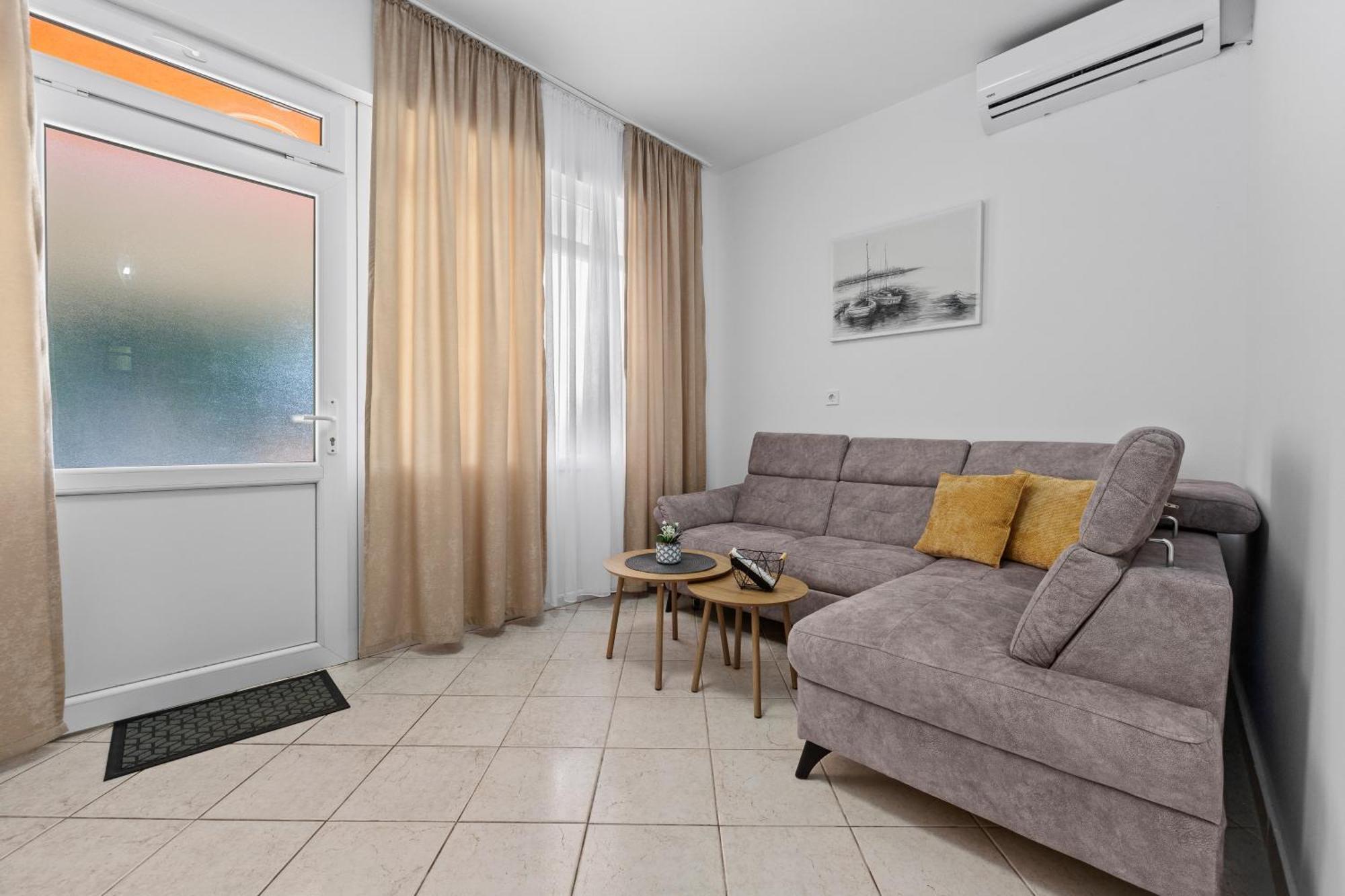 New Apartment Lejla Шишан Екстер'єр фото