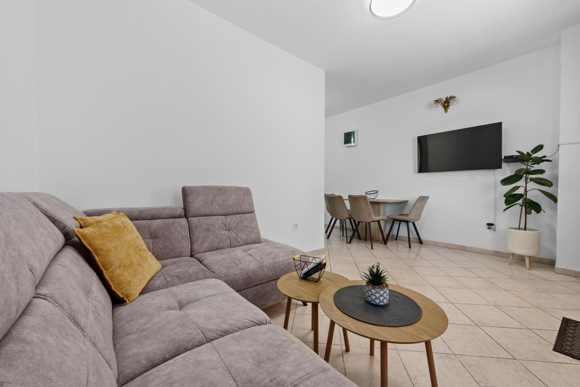 New Apartment Lejla Шишан Екстер'єр фото